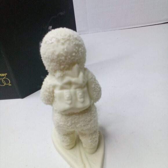 Department 56 Snowbabies A Special Delivery Christmas Figurine - Picture 8 of 11